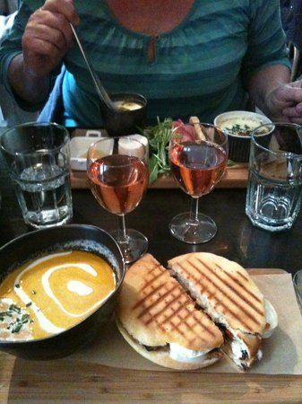 Plume Bakery & Coffee